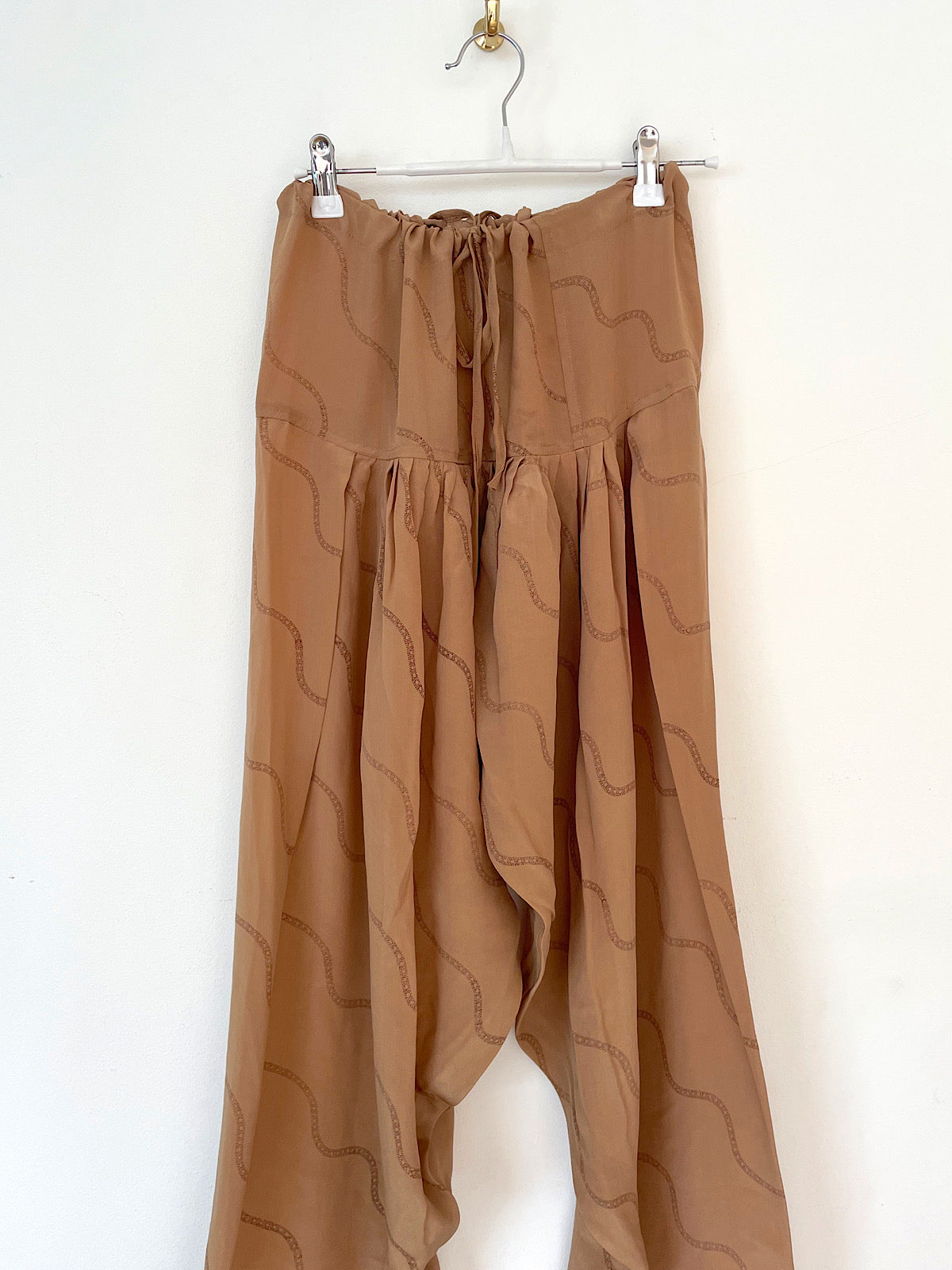 Pure silk harem trousers beige