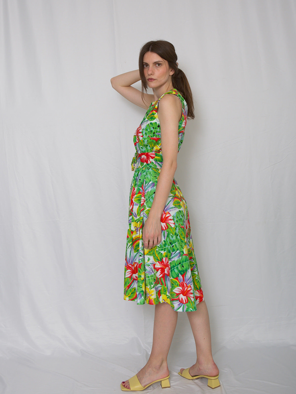 Vintage large floral print summer dress sleeveless