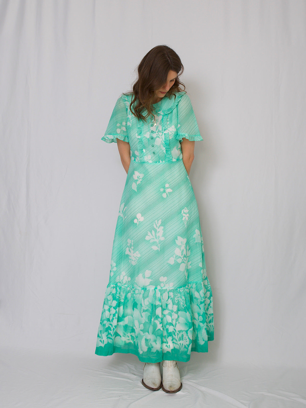 70s vintage boho maxi dress in mint floral cotton