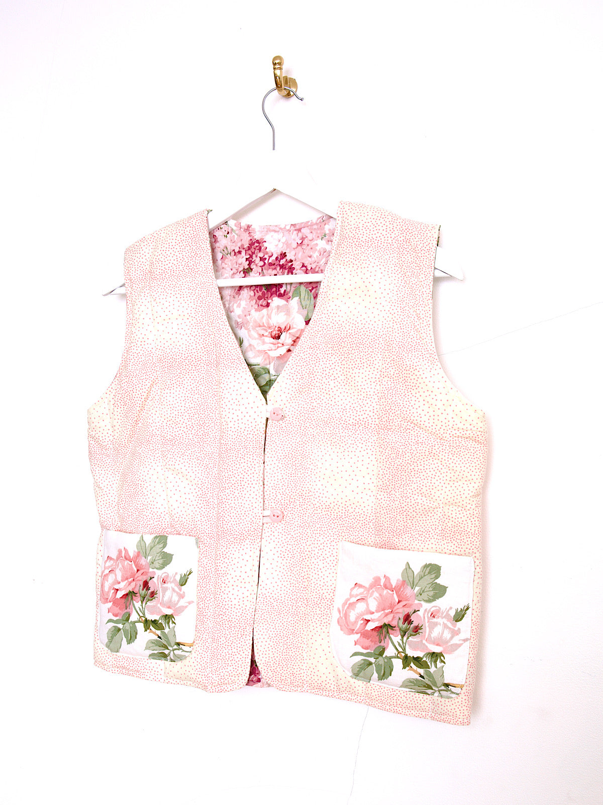 Handcrafted waistcoat with vintage fabric