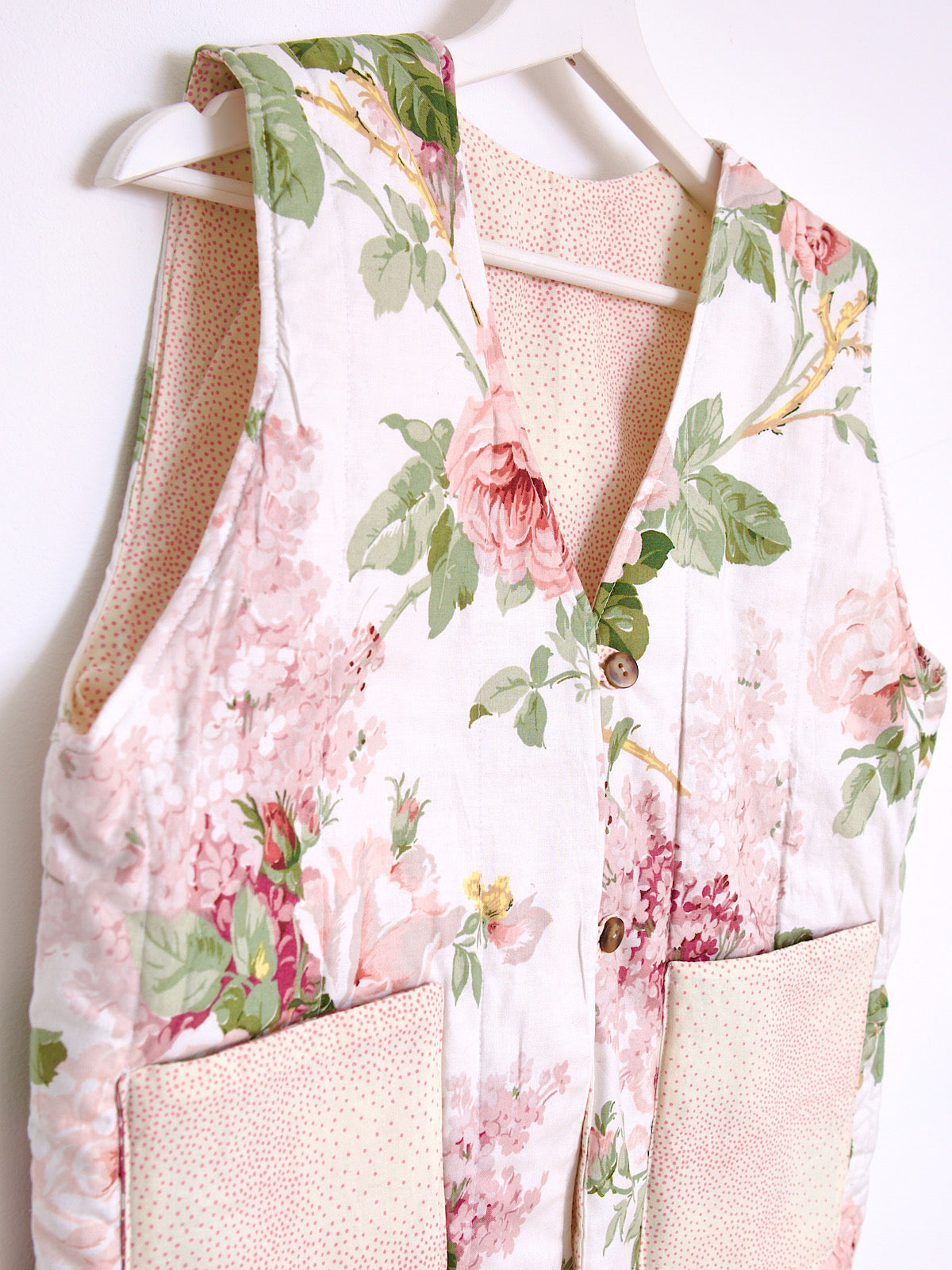 Handcrafted waistcoat with vintage fabric