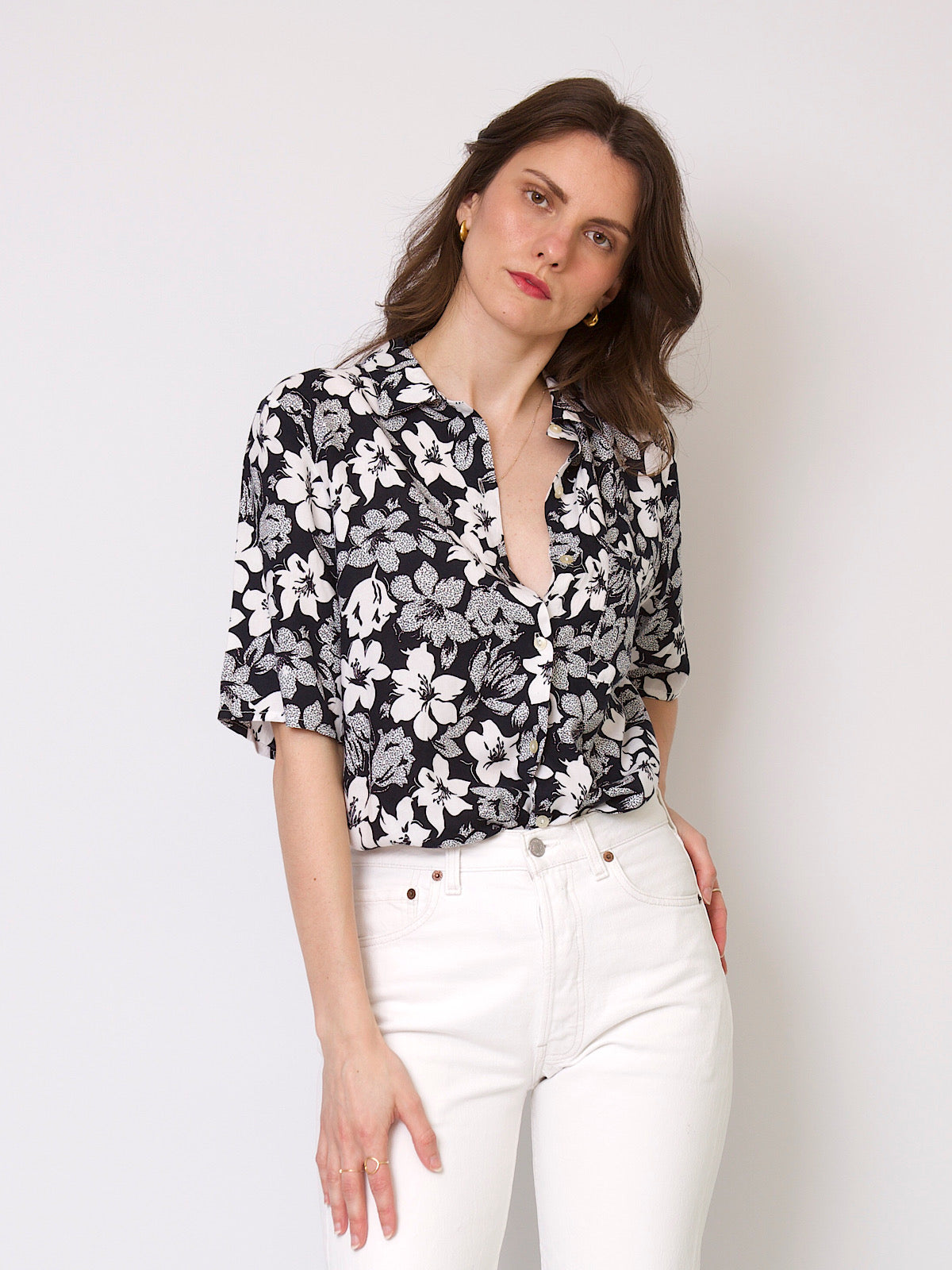 Vintage black and white floral summer shirt short sleeves