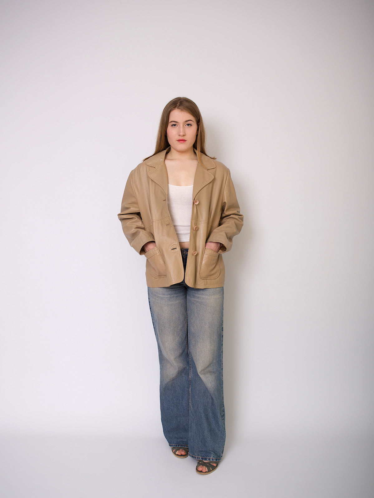 90s boxy beige leather jacket square front pockets