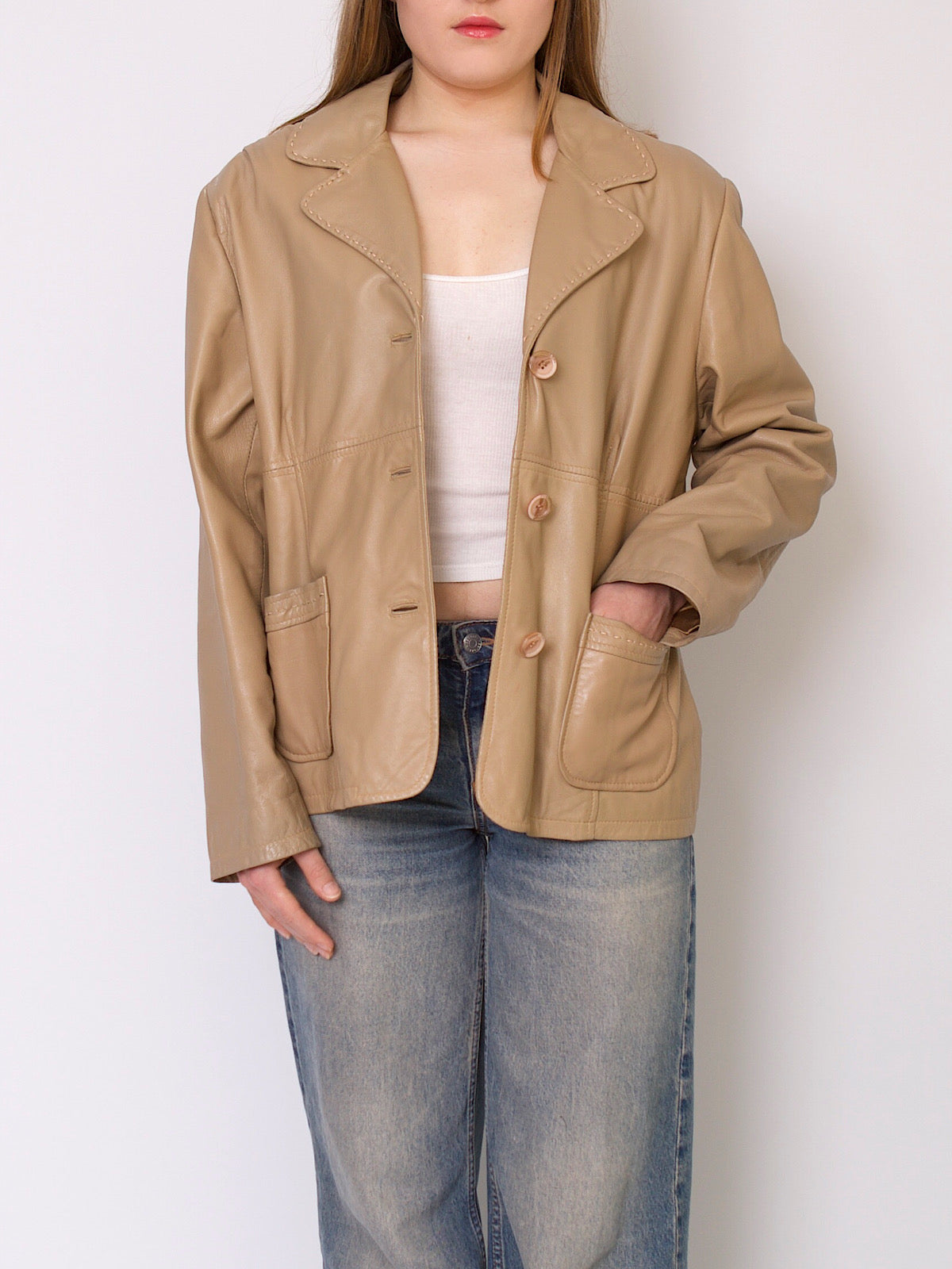 90s boxy beige leather jacket square front pockets