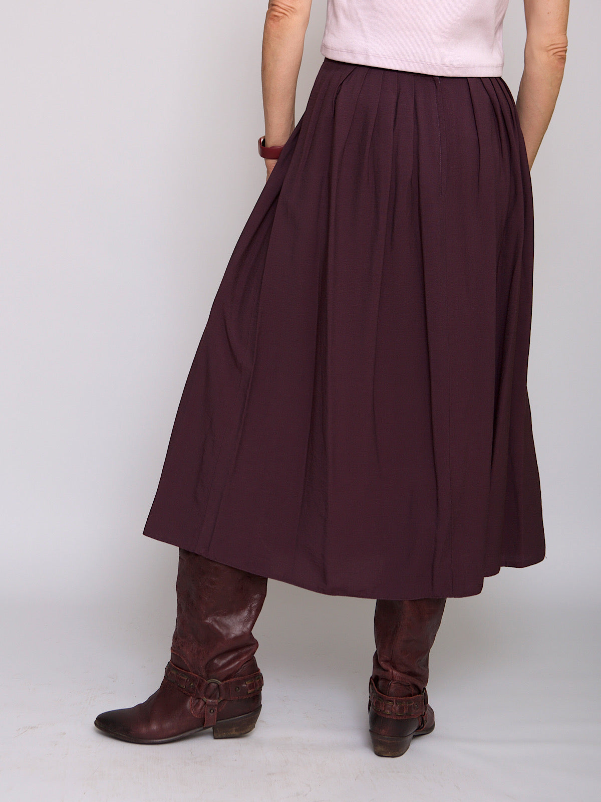 Vintage burgundy maxi skirt large