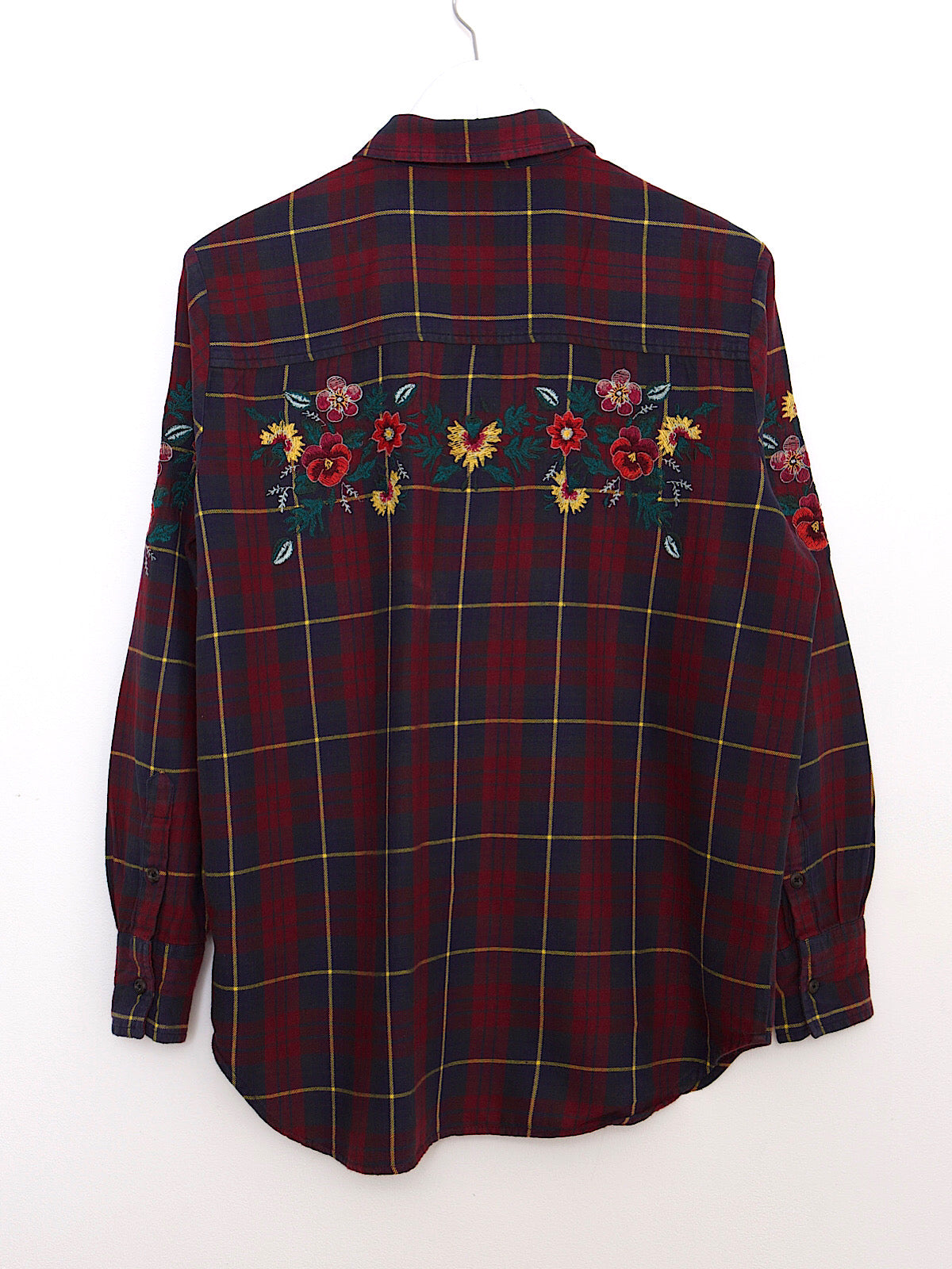 Vintage cotton shirt embroidered with flowers by Topshop