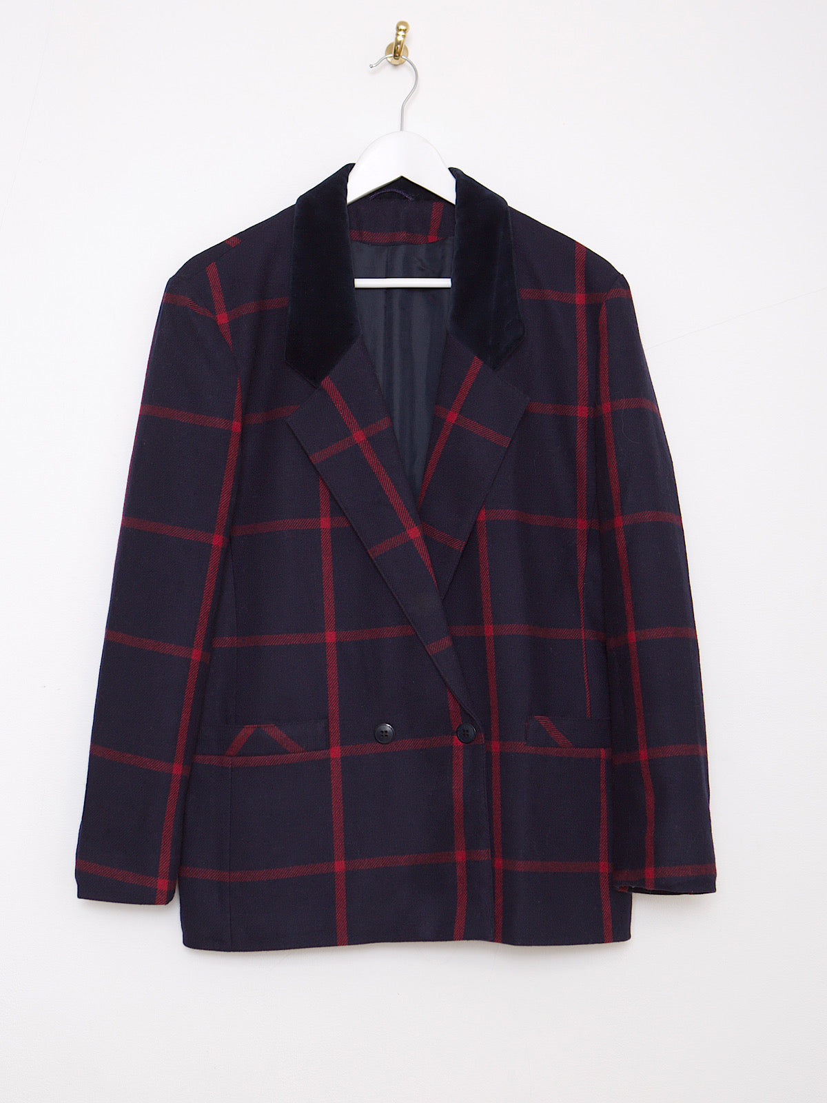 Vintage wool tartan blazer with velvet collar